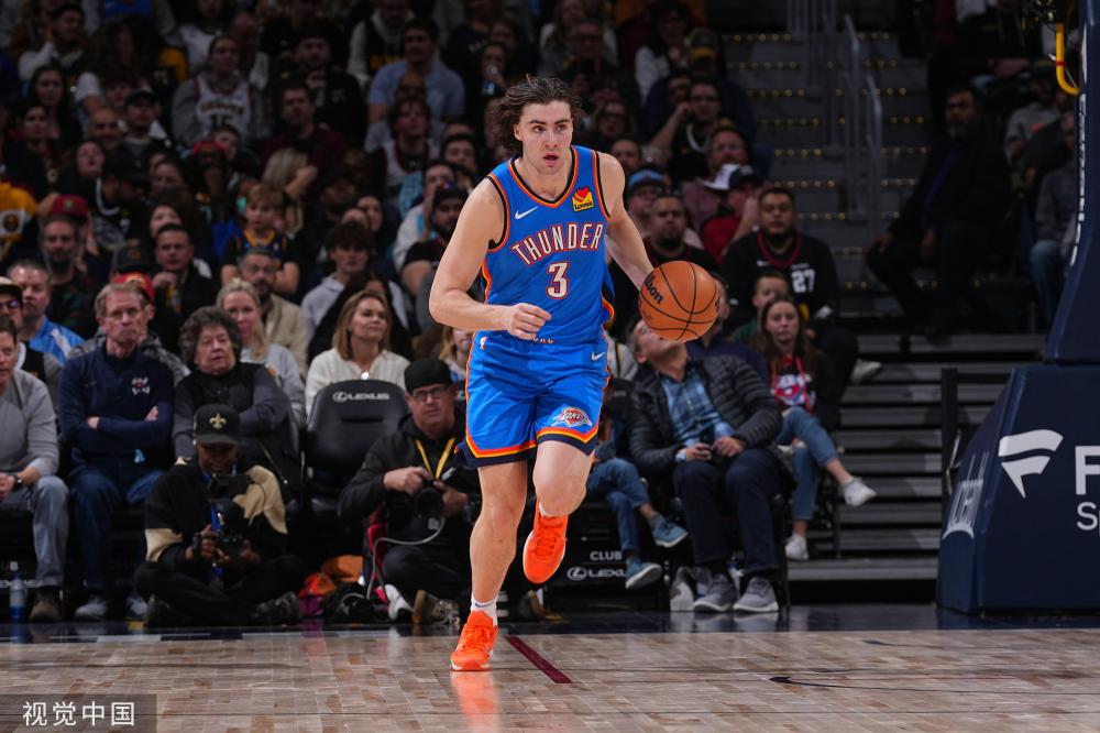 主裁判在第 主裁判在第