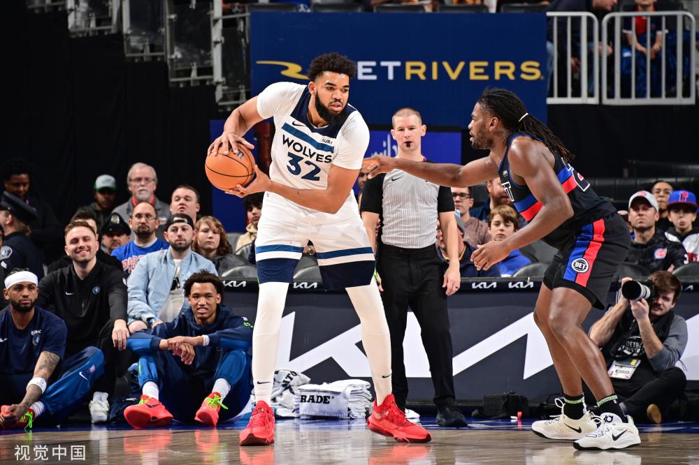 浓厚的兴趣 浓厚的兴趣