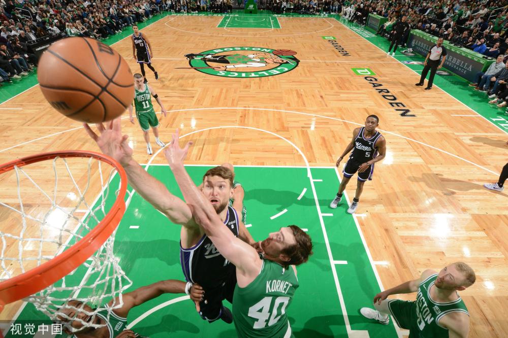 他们凭借精 他们凭借精