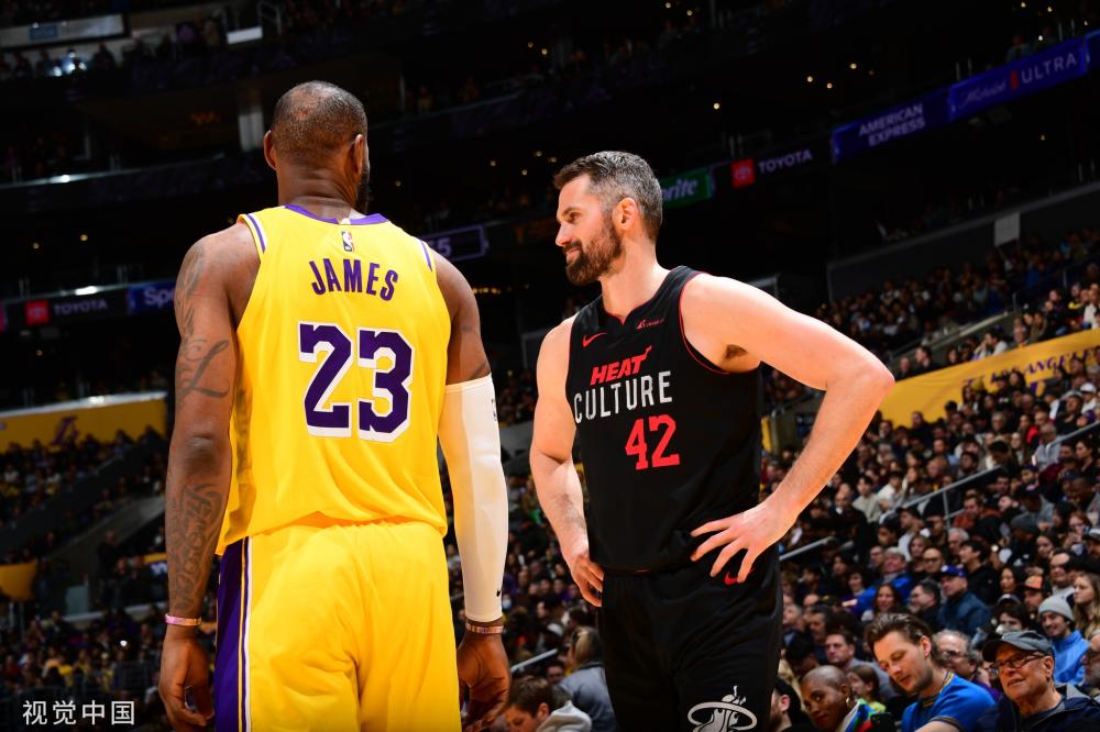 比赛中拼尽 比赛中拼尽